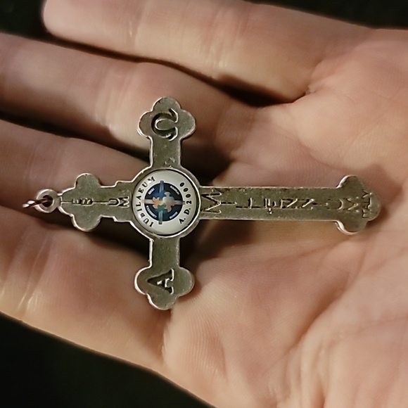 Beautiful Pendant From The Vatican (Check out The Back Too! Omgosh!) - Picture 2 of 4